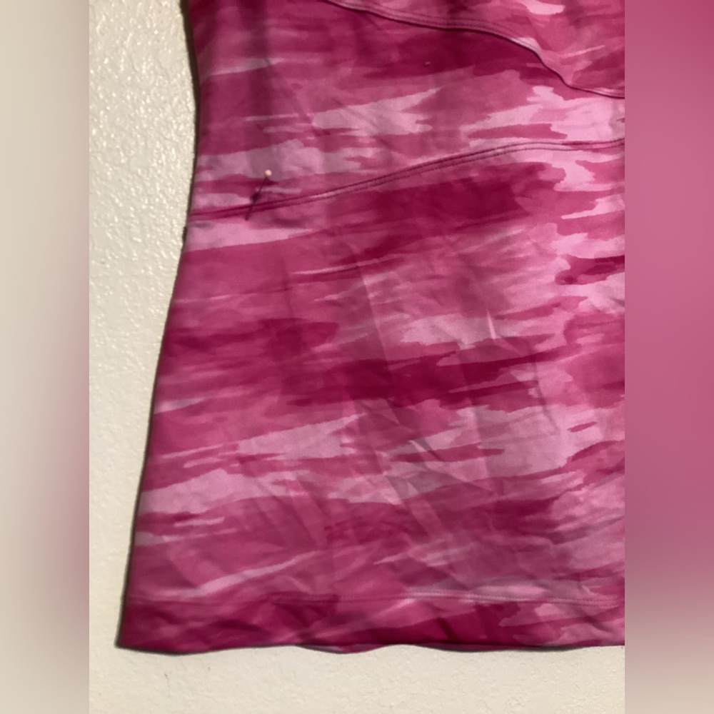 New Under Armour Tank Top - Picture 5 of 13